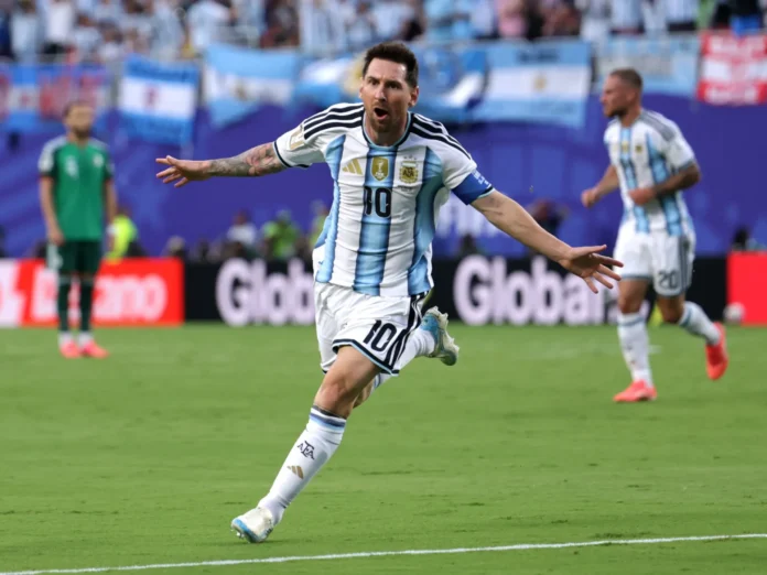 2026-06-17T012417Z_514006236_UP1EM6H03WFV5_RTRMADP_3_SOCCER-WORLDCUP-ARG-DZA-1781659551