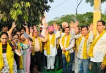 ਭੂਤਨਾਥ ਮੰਦਿਰ ਨੇੜੇ 20 ਲੱਖ ਰੁਪਏ ਦੀ ਲਾਗਤ ਨਾਲ ਬਣਨ ਵਾਲੇ ਤ੍ਰਿਸ਼ੂਲ ਚੌਂਕ ਦਾ ਵਿਧਾਇਕ ਅਜੀਤਪਾਲ ਸਿੰਘ ਕੋਹਲੀ ਨੇ ਰੱਖਿਆ ਨੀਂਹ ਪੱਥਰ