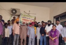 ਸੀ ਆਰ ਐਮ ਸਕੀਮ ਅਧੀਨ ਪਿੰਡ ਸ਼ੇਰ ਮਾਜਰਾ ਵਿਖੇ ਨੁੱਕੜ ਨਾਟਕ ਰਾਹੀਂ ਪਰਾਲੀ ਦੀ ਸੰਭਾਲ ਸਬੰਧੀ ਕਿਸਾਨਾਂ ਨੂੰ ਕੀਤਾ ਜਾਗਰੂਕ